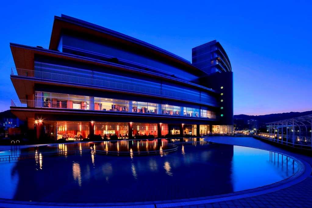 โรงแรมบิวะโกะ - เลกไซด์ ฮอตสปริง รีสอร์ต โอทสึ ภายนอก รูปภาพ